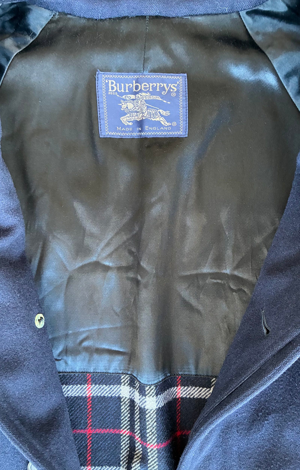 Burberry navy coat wool alpaca blend with checked lining and original belt.