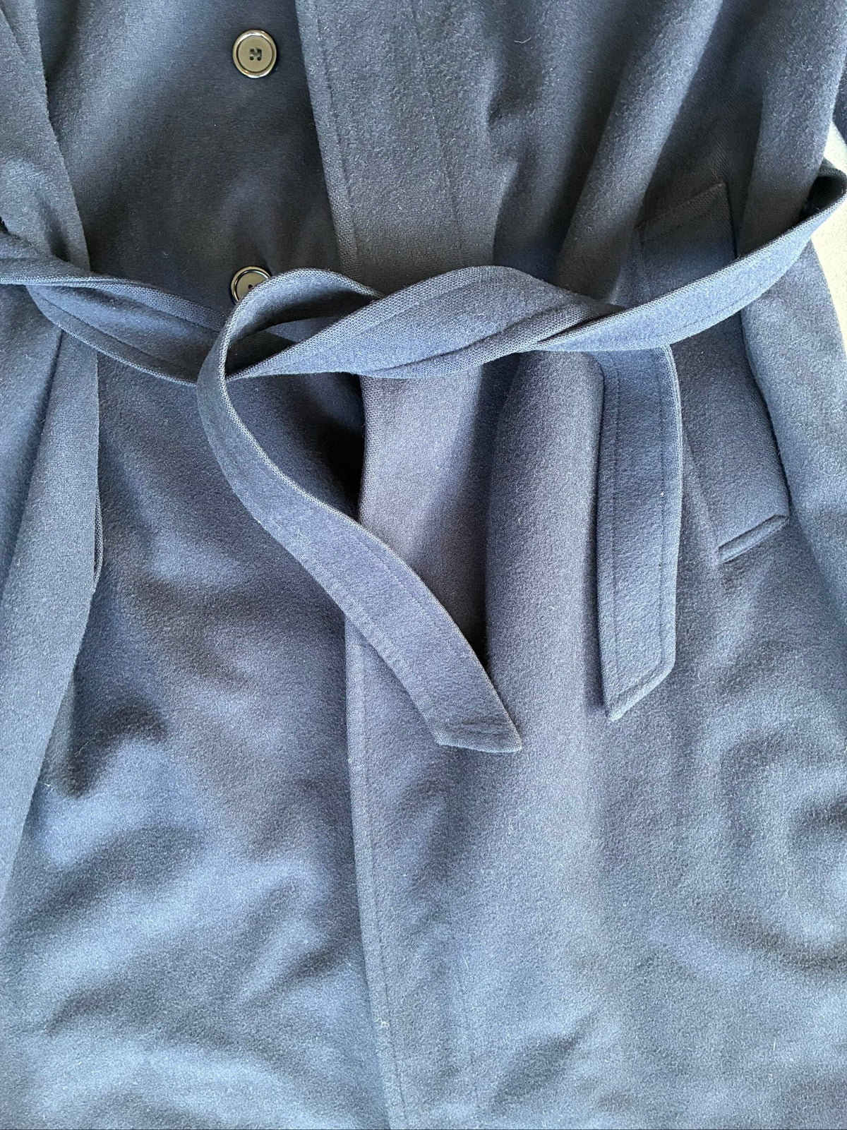 Burberry navy coat wool alpaca blend with checked lining and original belt.