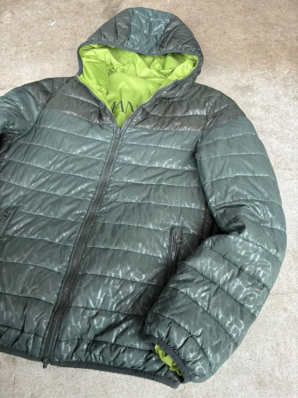 Armani Jeans reversible puffer jacket green and black, medium, Y2K style, good condition.