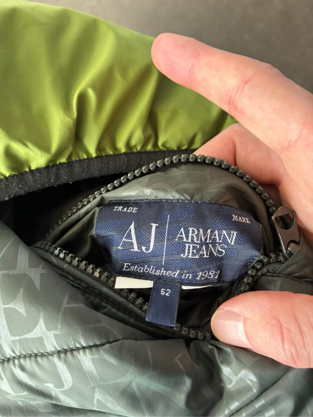 Armani Jeans reversible puffer jacket green and black, medium, Y2K style, good condition.