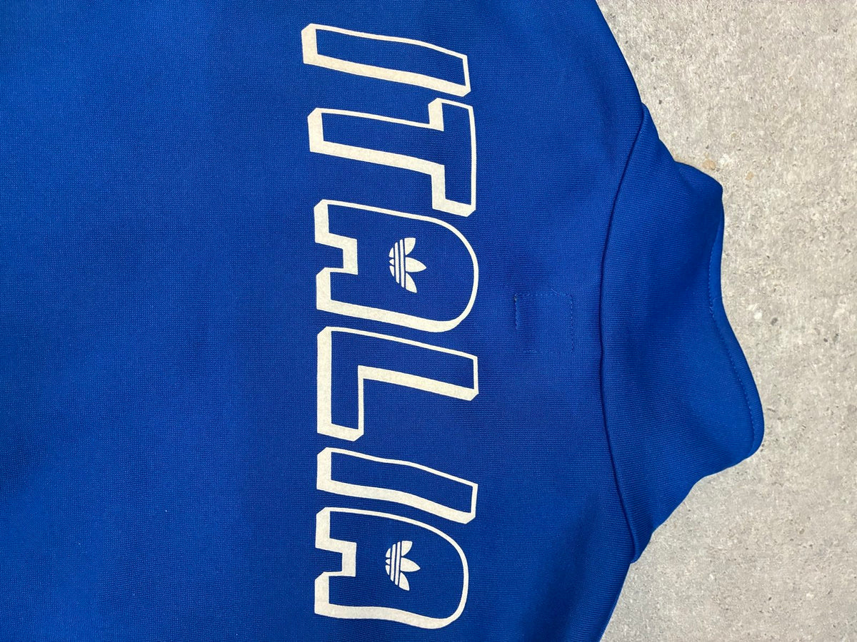 Adidas Originals vintage track jacket white and blue, full zip, detailed zip pullers.